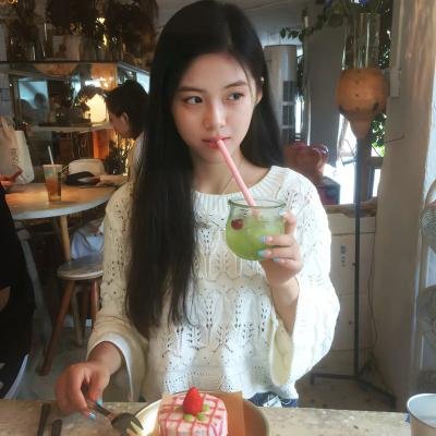 写崩皇帝人设后，我被他读心了